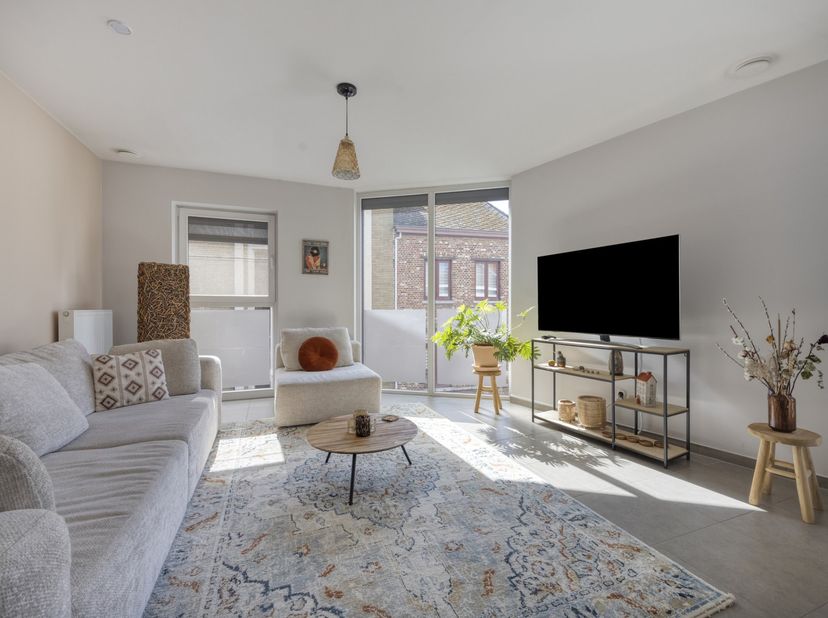 Energiezuinig appartement met terras op topligging<br />
<br />
Op zoek naar een energiezuinig en instapklaar appartement op een centrale ligging? Dit