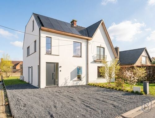                                         Maison à vendre à Waregem, € 498.000
