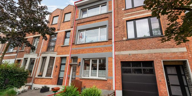 Huis te koop in Secretaris Meyerlei 19, 2170 Merksem