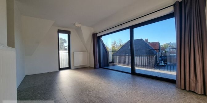 Appartement à louer à Hogeweg 47, 8200 Sint-Andries