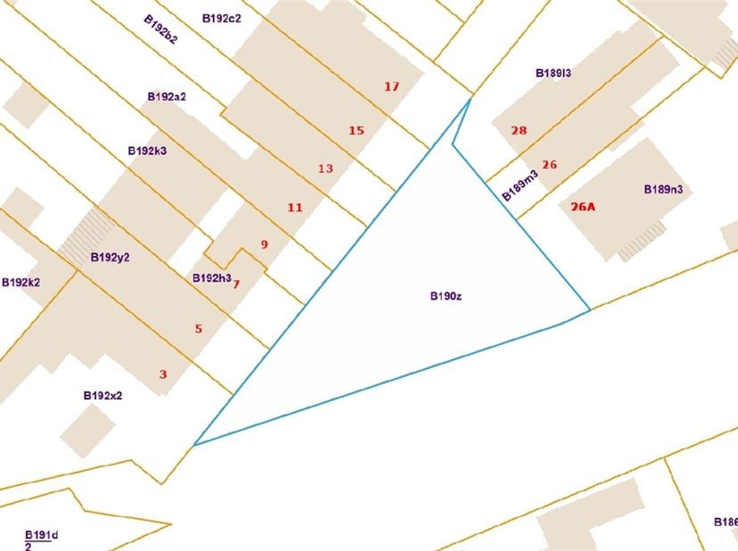 Terrain de +/- 400 m² à vendre à la frontière de Lier !<br />
Ce terrain est situé à deux pas du centre de Lier. Sa situation permet d'accéder facilem