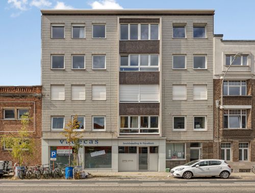                                         Kantoorruimte te koop in Sint-Amandsberg, € 499.000
