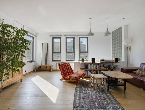                                         Penthouse te koop in Anderlecht, € 449.000
