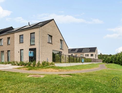                                         Woning te koop in Kortrijk, € 595.000
