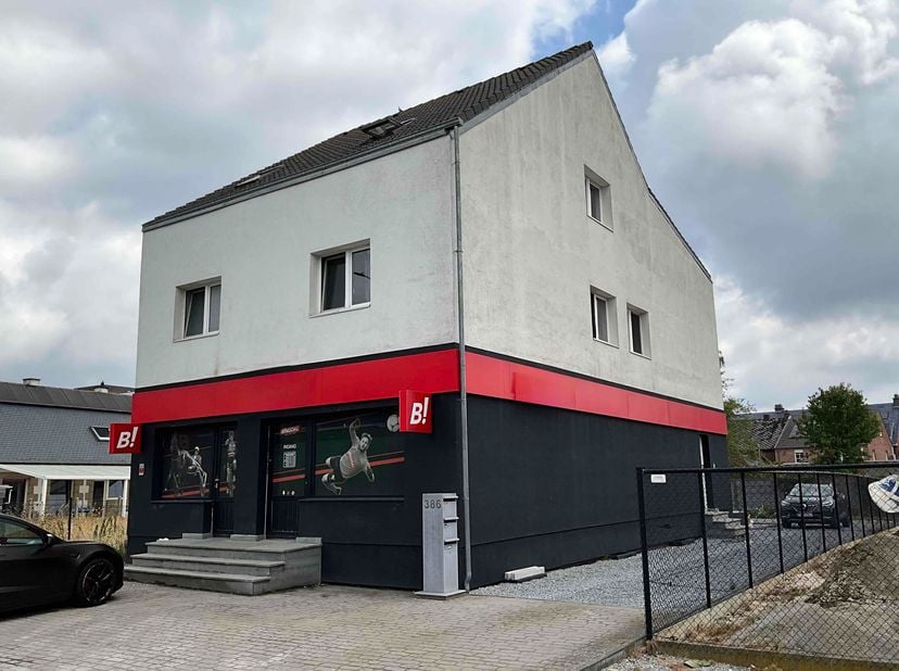 Bien professionnel à vendre à Grote Baan 386 - 388,
                    3530 Helchteren