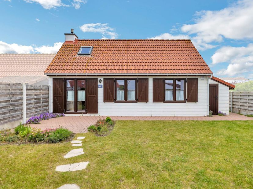 Voor meer info of een bezoek, bel 053 59 49 32 - Deze charmante, vrijstaande vakantiewoning bevindt zich in het populaire vakantiepark Fabiola in Wend