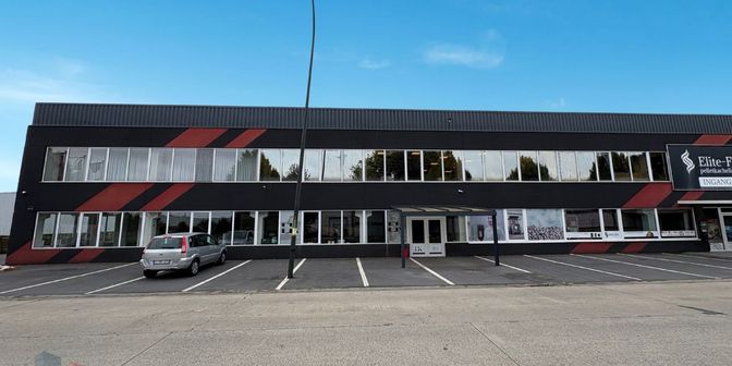 Bedrijfsvastgoed te huur in Herderstraat 4, 9240 Zele