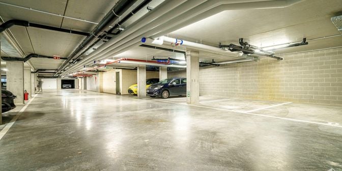Garage à vendre à Rue Paul Pastur 33, 7500 Tournai