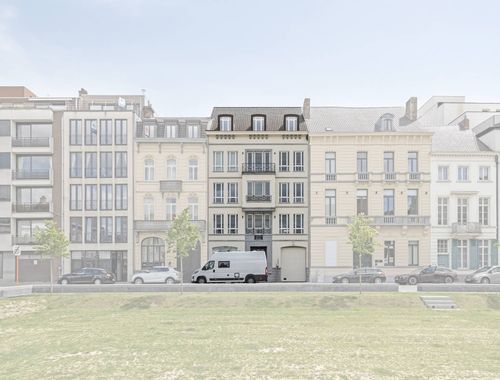                                         Kantoorgebouw te huur in Kortrijk, € 750
