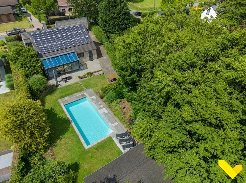 Huis te koop in Velveken 102,
                    2440 Geel