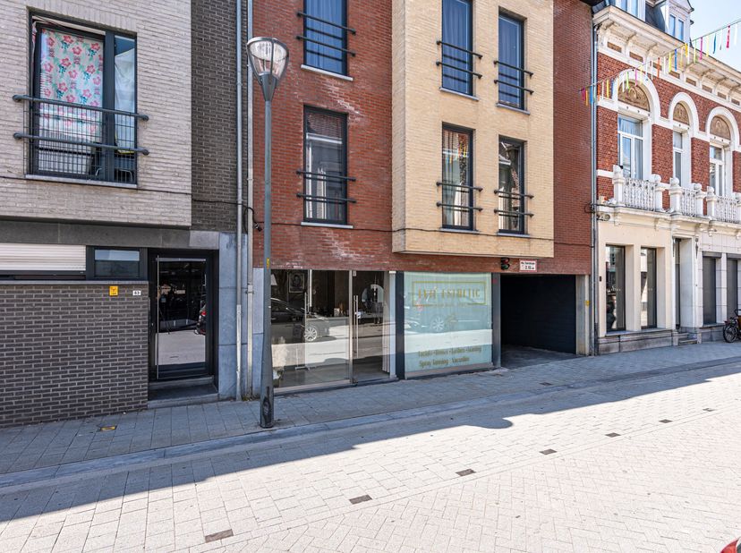 Bien professionnel à louer
                    à 2300 Turnhout