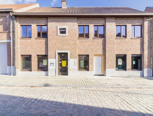                                         Handelsgelijkvloers te huur in Oud-Heverlee, € 985
