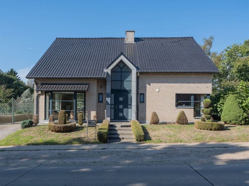 Huis te koop in Weg naar As 84,
                    3680 Opoeteren