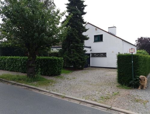                                         Villa à louer à Mons, € 1.600
