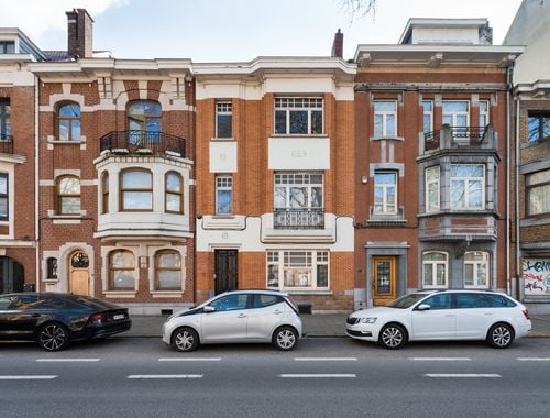                                         Woning te koop in Schaarbeek, € 695.000
