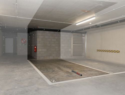                                         Place de stationnement à vendre à Hoeselt, € 15.000
