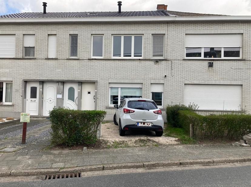 SCHELLEBELLE - Gelijkvloers appartement met tuintje.<br />
Inschrijven voor het geplande bezoekmoment kan via onze website =&amp;gt; www.immoderas.be/afsp