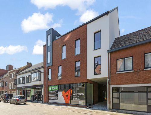                                         Commercieel Gebouw te koop in Tessenderlo, € 295.000
