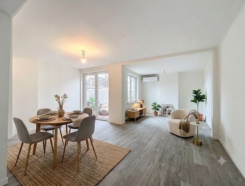                                         Appartement à louer à Kortrijk, € 815
