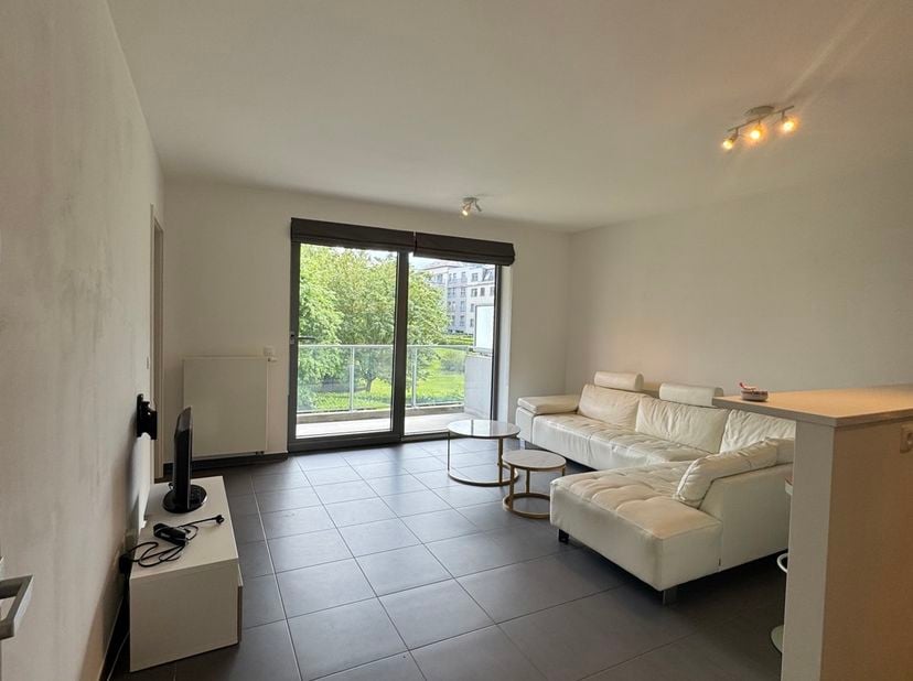 Gemeubeld appartement te huur – Woluwe-Saint-Lambert<br />
Ontdek dit prachtige appartement, ideaal gelegen aan de Marcel Thirylaan in Woluwe-Saint-La