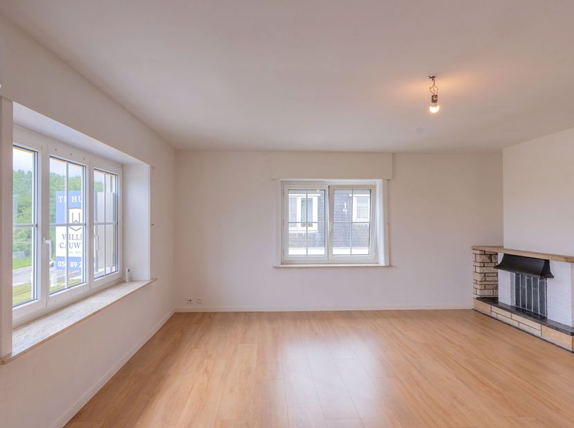 Verzorgd hoekappartement met 3 slaapkamers, vlakbij het strand van Zeebrugge.<br />
Het appartement werd recent vernieuwd en geniet van een energetisc