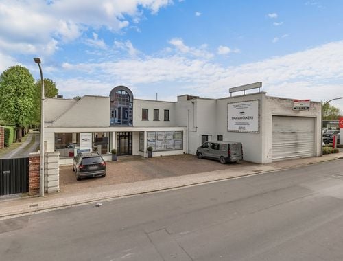                                         Bedrijfsgebouw te koop in Kortrijk, € 865.000

