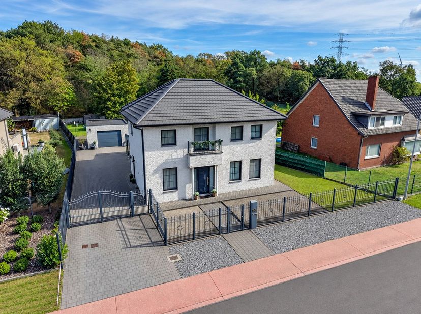 Huis te koop in Sledderlo 63,
                    3600 Genk