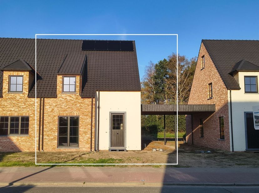 Huis te huur in Langestraat 191,
                    9240 Zele