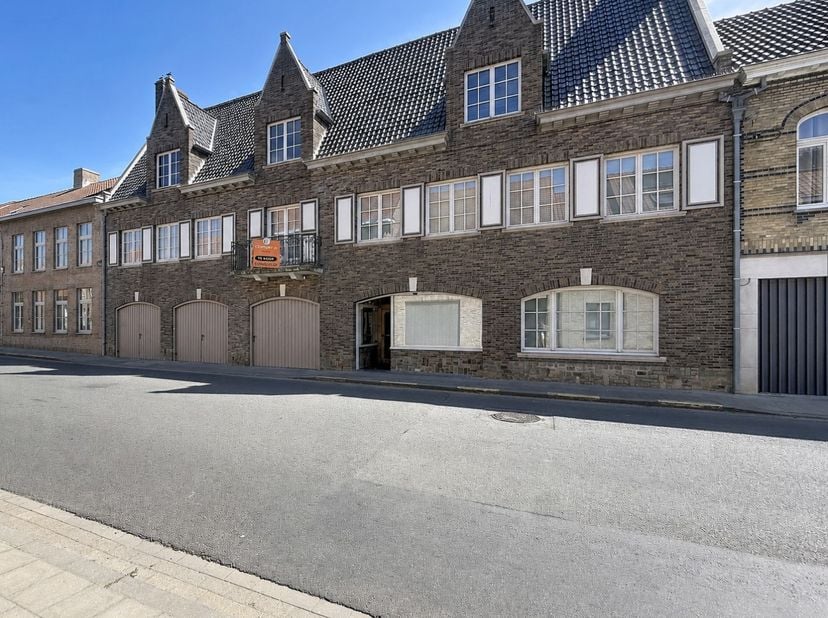 Huis te koop in ,
                    8647 Lo