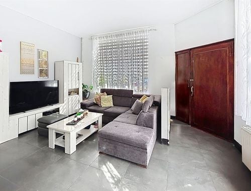                                        App. à la cave à vendre à Saint-Gilles, € 350.000
