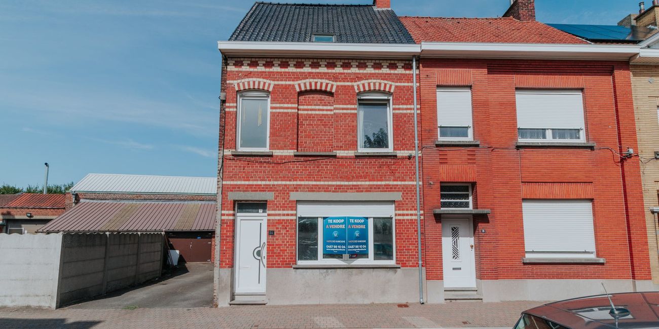 Blauwesteen 24