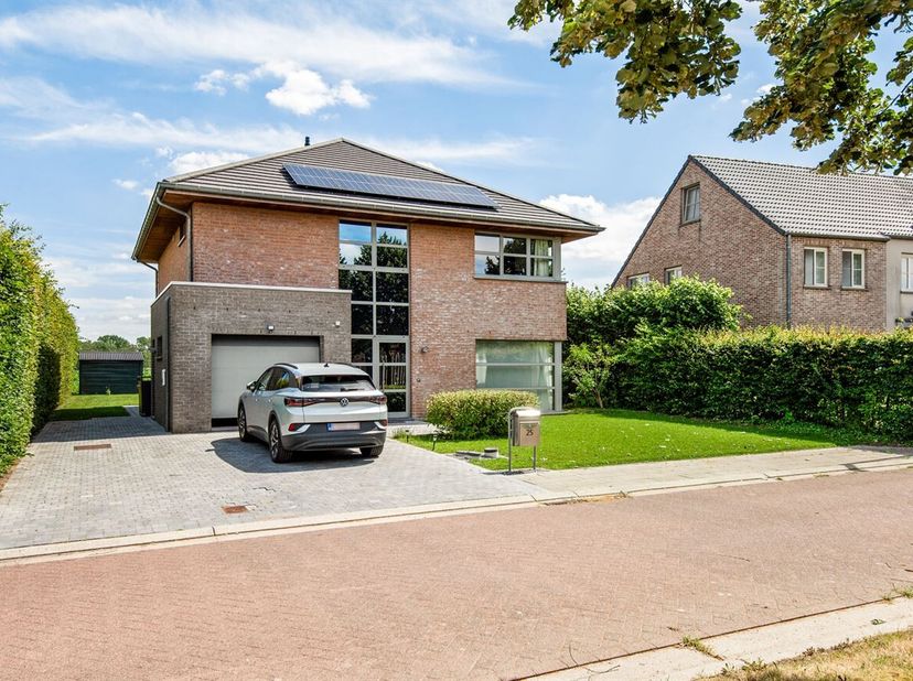 Prachtige OB in rustige wijk met zicht op het groen!<br />
Deze prachtige open bebouwing is gelegen aan de Torekensvelden in Sint-Katelijne-Waver, een