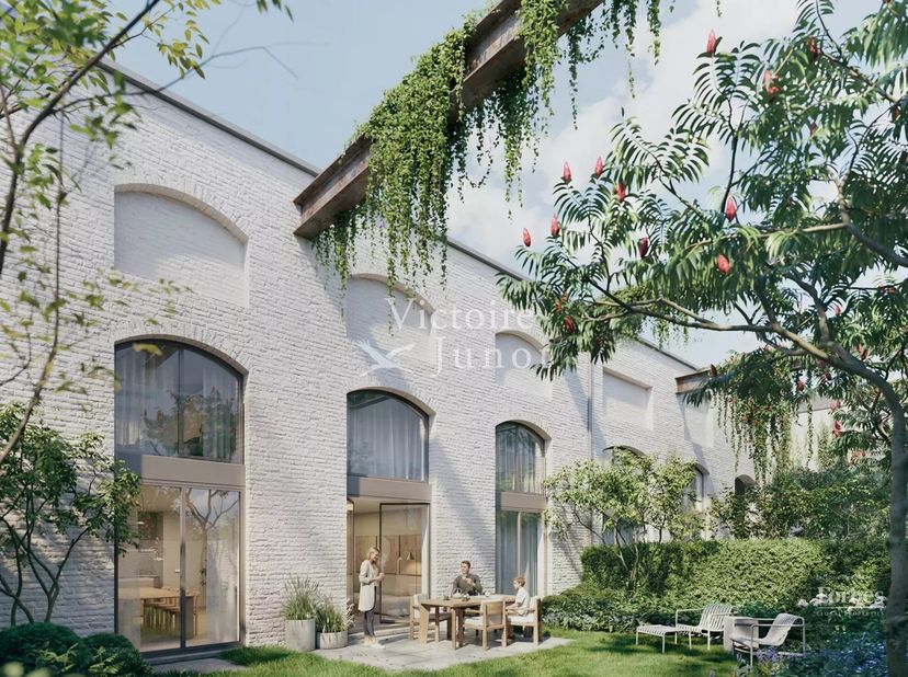 Victoire-Junot presenteert dit exclusieve project met 30 eenheden, een nieuwe karaktervolle woonervaring, gelegen in Etterbeek, in de onmiddellijke na