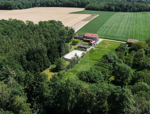                                         Ferme à vendre à Baisy-Thy, € 950.000

