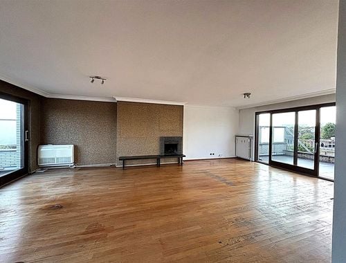                                         Appartement te koop in Neder-over-Heembeek, € 475.000
