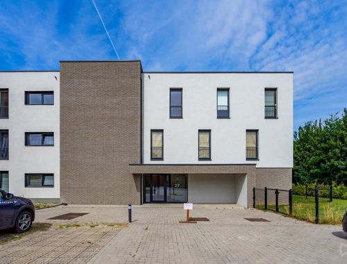                                         Appartement te huur in Hannut, € 750
