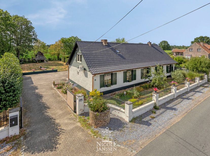 Maison à vendre
                    à 3640 Molenbeersel