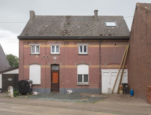                                        Woning te koop in Idegem, € 130.000
