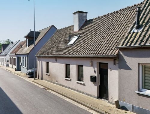                                         Woning te koop in Deinze, € 285.000
