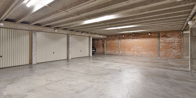 Garage te koop in Koning Albertstraat 10, 8500 Kortrijk
