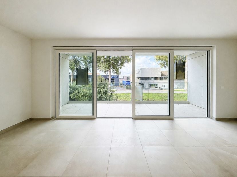 Appartement te huur in Vaartstraat 8 bus 01.01,
                    8000 Sint-Pieters