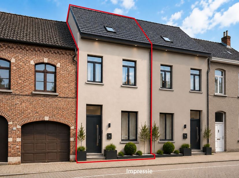 Te renoveren woning met 3 slaapkamers in het centrum van Herentals! <br />
<br />
Locatie: Gelegen vlakbij de Grote Markt, in het centrum van Herent