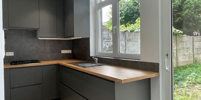 Appartement te huur in Paulus Beyestraat 144 bus 001, 2100 Deurne