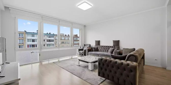 Appartement te koop in Paul Deschanellaan 151, 1030 Schaarbeek