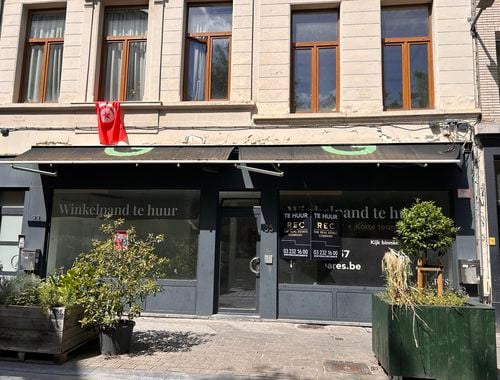                                         Handelszaak te huur in Antwerpen, € 1.900

