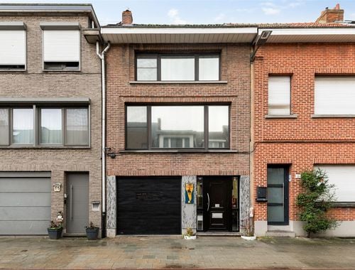                                         Bel-étage à vendre à Merksem, € 360.000
