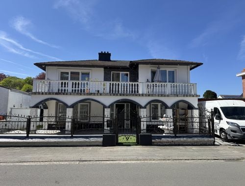                                         Villa à vendre à Moerbeke-Waas, € 495.000
