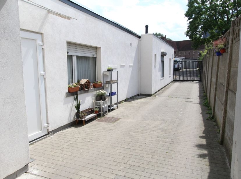 Appartement à vendre
                    à 9040 Sint-Amandsberg