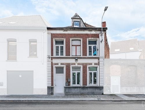                                         Appartementsgebouw te koop in Tournai, € 159.000
