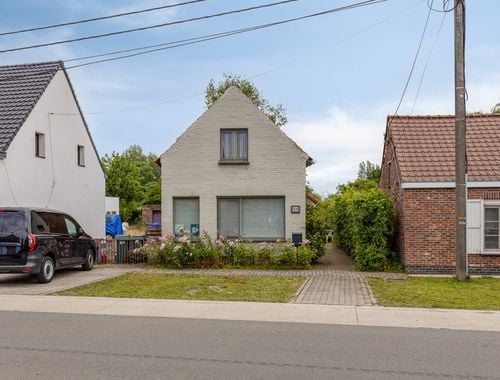                                         Hoeve te koop in Overmere, € 299.000
